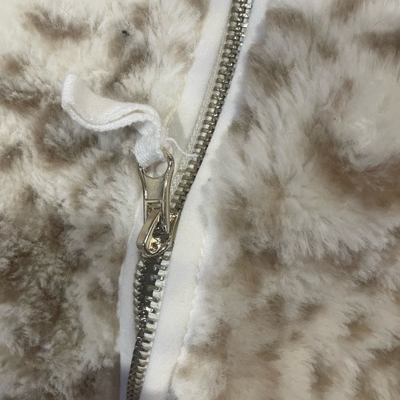 Maurice’s fleece pullover sweater animal print size X-Large - Picture 6 of 7